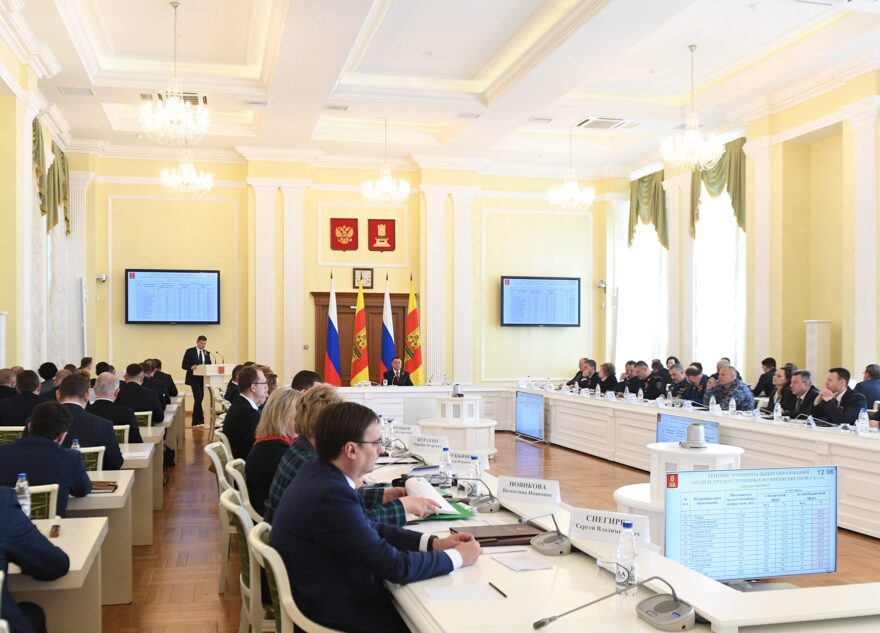 Губернатор Игорь Руденя определил задачи по организации в 2024 году летней занятости подростков