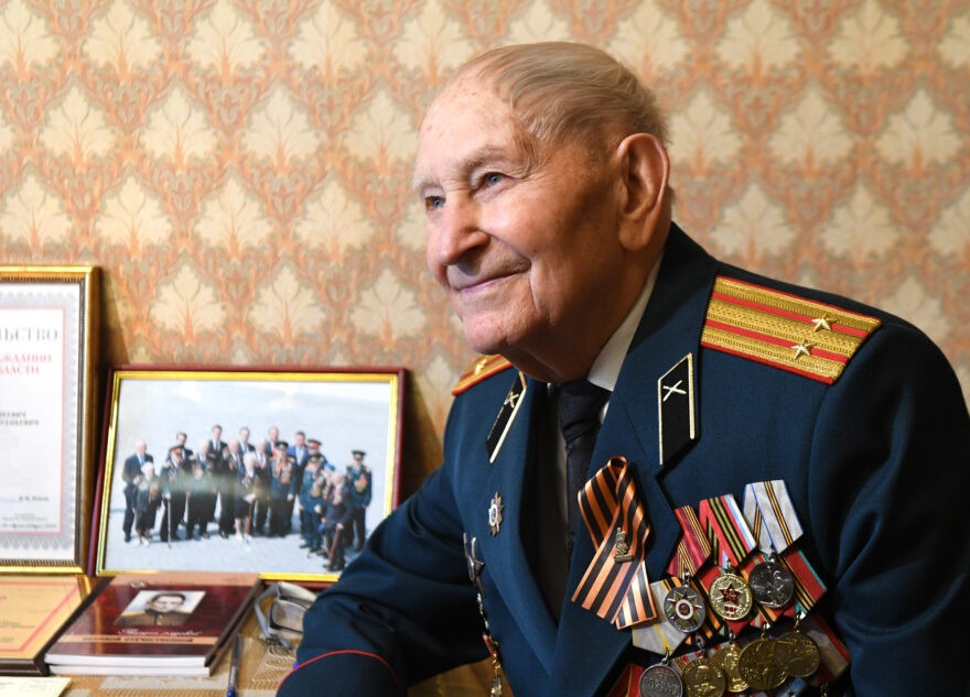 Фронтовика Ивана Кладкевича наградили орденом Александра Невского