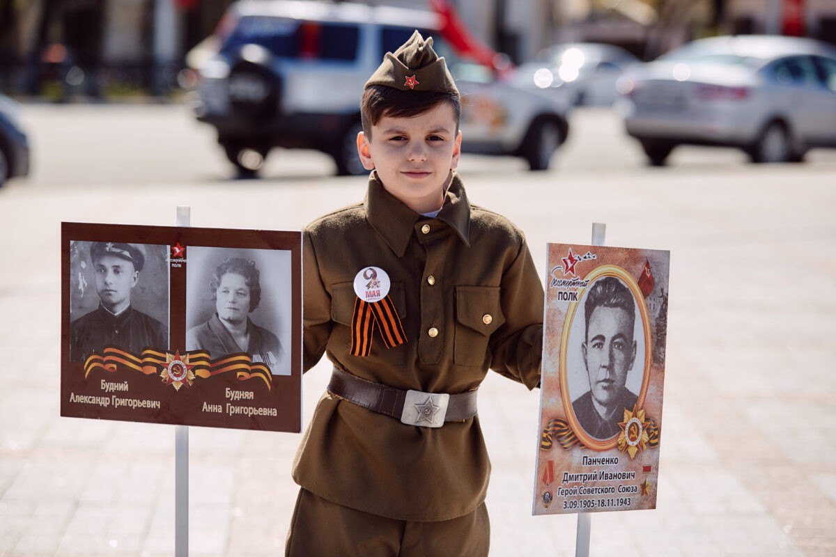 В Госдуме предложили перенести очное шествие «Бессмертного полка» на лето