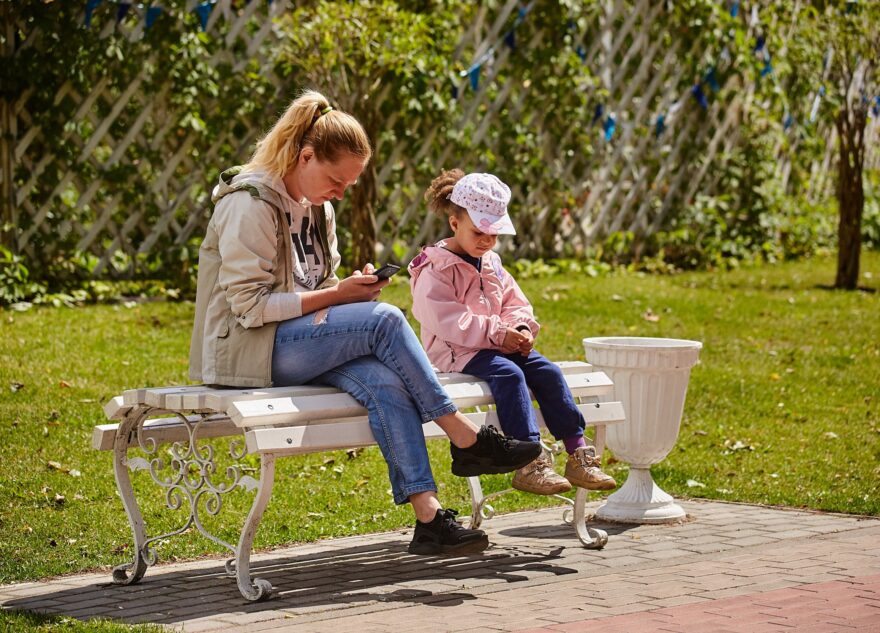 Стали известны даты выплат социальных пособий жителям Тверской области за май