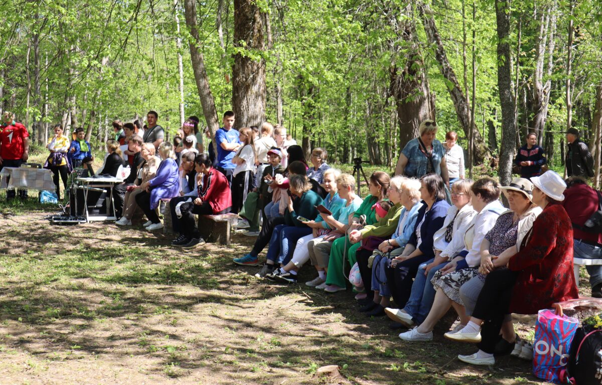 Волонтеры расчистили парк в Тверской области, где Пушкин писал Онегина