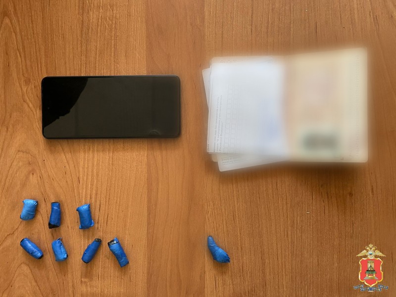 В Твери поймали троих иностранцев-наркозакладчиков