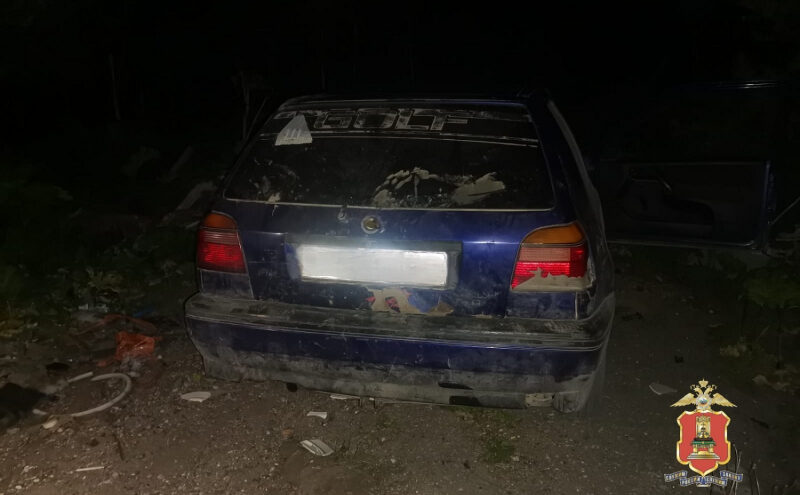 Житель Тверской области угнал автомобиль из-за расстроенной женщины Житель Тверской области угнал автомобиль из-за расстроенной женщины