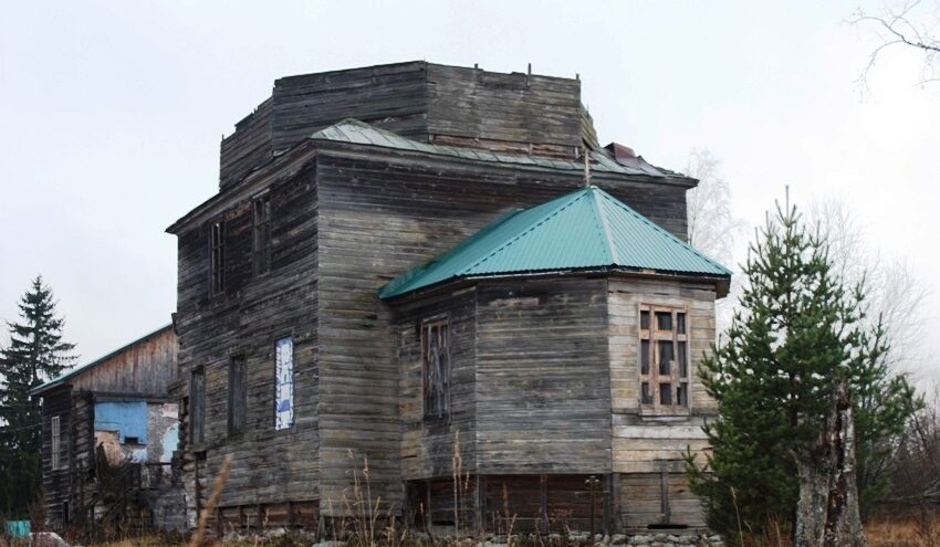 В Тверской области пожар уничтожил церковь XVIII века