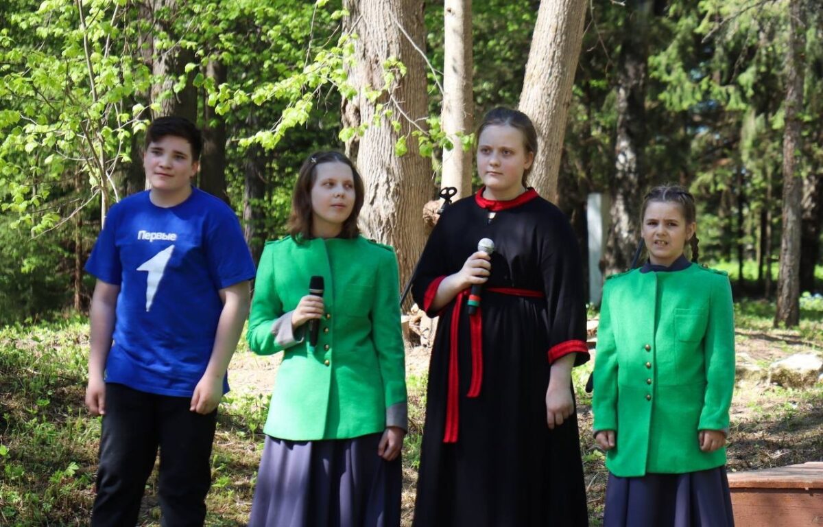 Волонтеры расчистили парк в Тверской области, где Пушкин писал Онегина