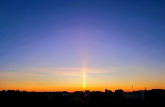 Жители Твери увидели солнечный столб ранним утром