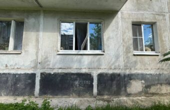 В Тверской области двухлетний ребёнок выпал из окна квартиры В Тверской области двухлетний ребёнок выпал из окна квартиры