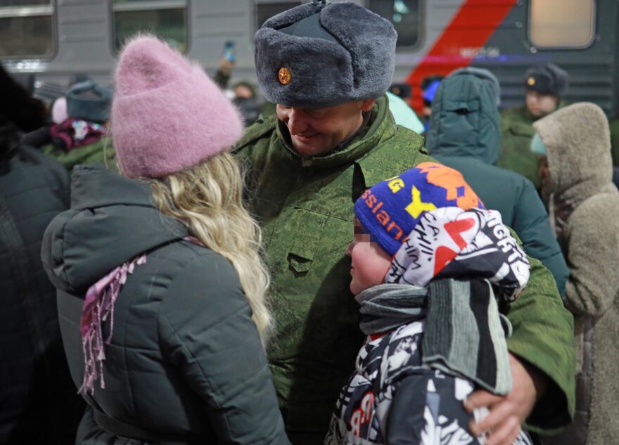 В Госдуме выступили против отсрочки от мобилизации отцам троих детей