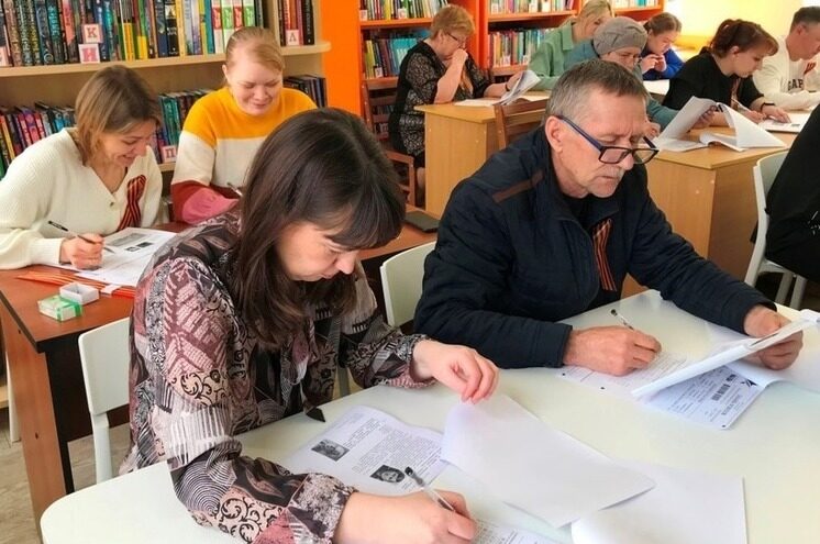 В Андреапольском округе прошел «Диктант Победы» В Андреапольском округе прошел «Диктант Победы»