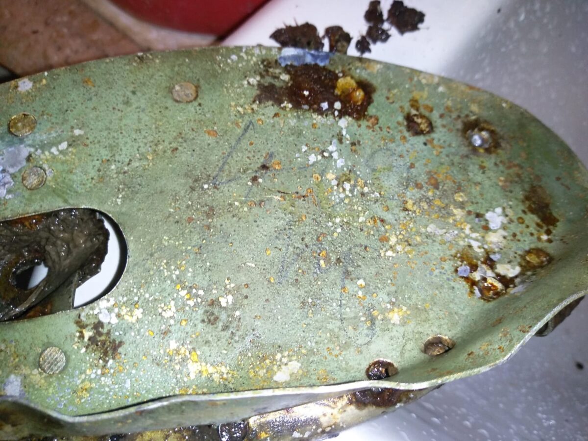 Поисковики подняли самолет Пе-2 в Тверской области