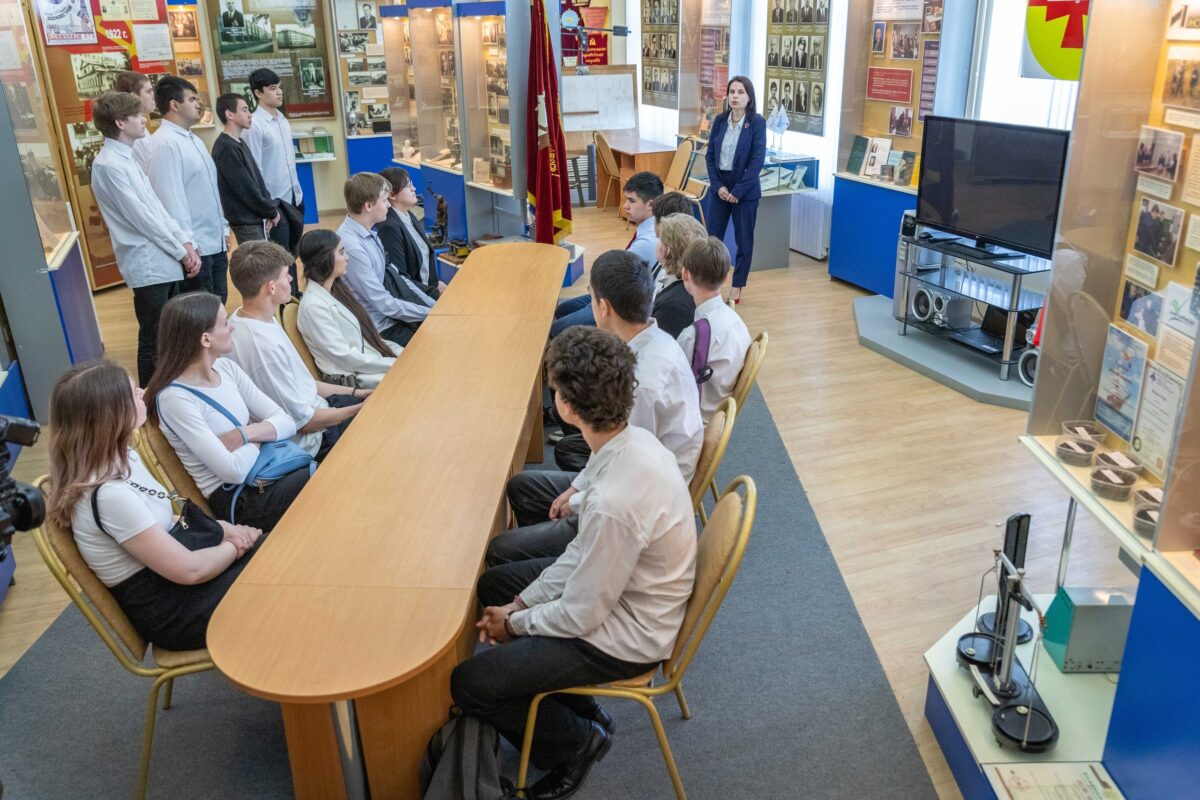 В ВУЦ ТвГТУ проходят учебные сборы для тверских школьников