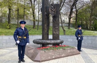 Тверские сотрудники и ветераны органов безопасности почтили память участников Великой Отечественной войны Тверские сотрудники и ветераны органов безопасности почтили память участников Великой Отечественной войны