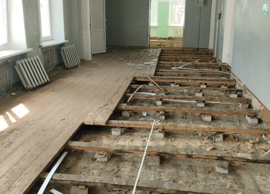 В Торопце начали капитальный ремонт в двух школах