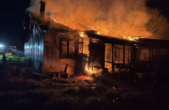 По факту гибели двоих человек при пожаре в Тверской области проводится проверка По факту гибели двоих человек при пожаре в Тверской области проводится проверка