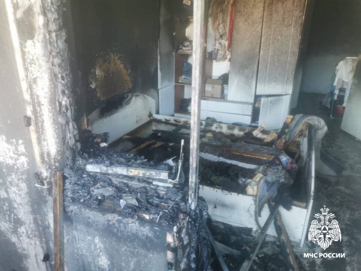 В Твери в пожаре сгорела квартира