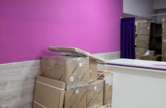 19-летняя тверитянка устроилась работать в пункт выдачи, чтобы не платить за товары 19-летняя тверитянка устроилась работать в пункт выдачи, чтобы не платить за товары