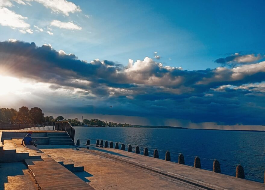 Губернатор Игорь Руденя поздравил жителей Осташкова с Днём города