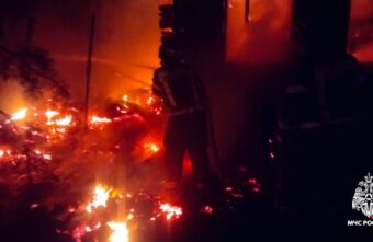 Ночью в Тверской области сгорел жилой дом