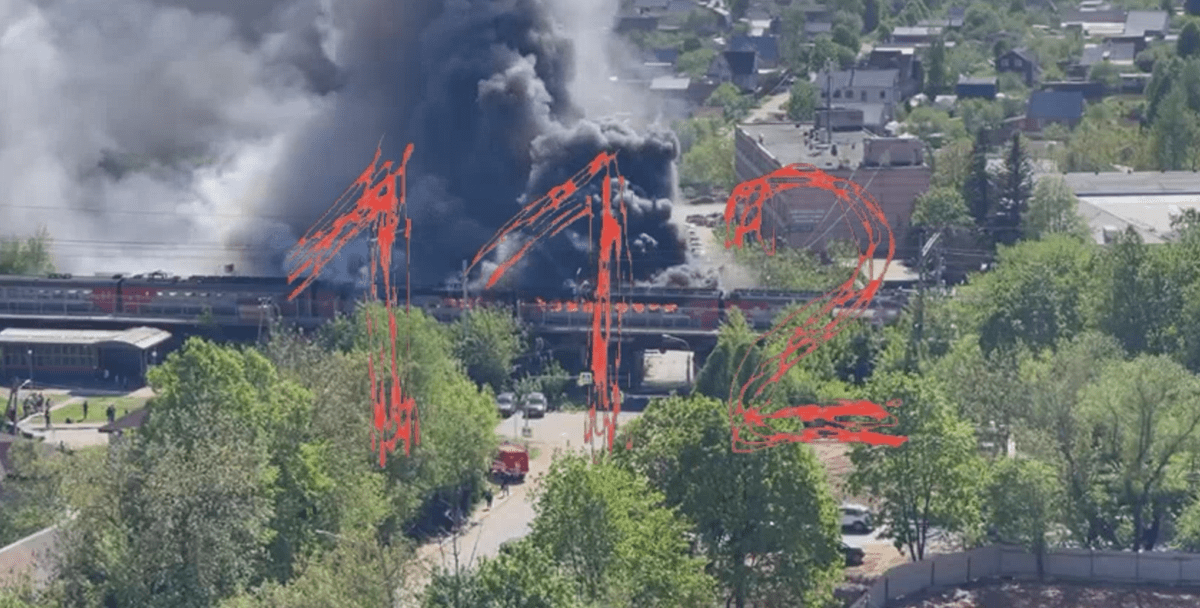 В Московской области горит тверская электричка