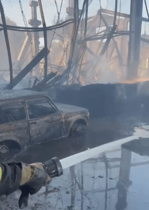 В Твери ликвидировали сложный пожар на улице Спартака