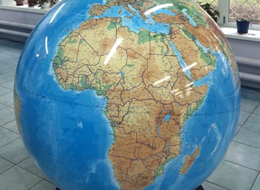 В школах Тверской области дополнительно оборудуют «Точки роста», «Кванториумы» и установят напольные глобусы