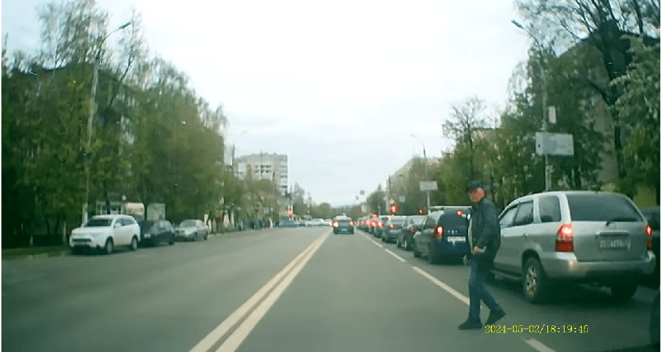 Житель Твери второй раз искал смерти на дороге Житель Твери второй раз искал смерти на дороге