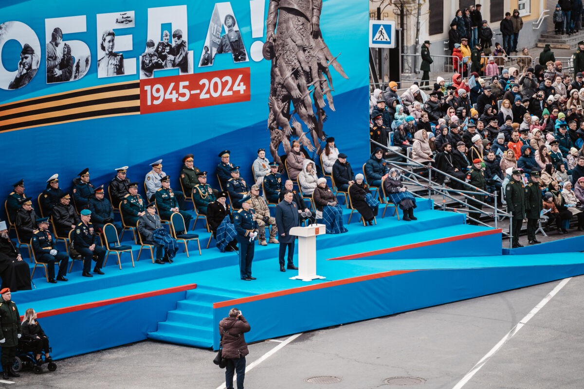 В Твери состоялось торжественное прохождение войск в честь 79-й годовщины Великой Победы