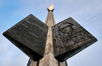 Губернатор Игорь Руденя поздравил ветеранов Великой Отечественной войны, жителей Верхневолжья с Днём Победы Губернатор Игорь Руденя поздравил ветеранов Великой Отечественной войны, жителей Верхневолжья с Днём Победы