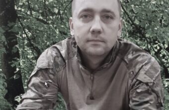Священник отпевал бойца из Тверской области, с которым встречался на СВО  Священник отпевал бойца из Тверской области, с которым встречался на СВО