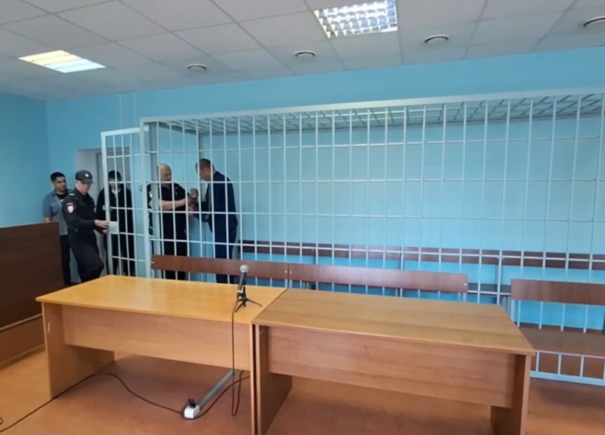 Поджёг дом: в Тверской области арестовали подозреваемого в покушении на убийство трёх человек