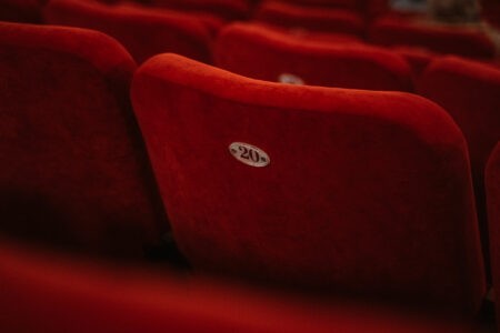 Житель Тверской области потратил почти 50 тысяч на кино, но туда не попал Житель Тверской области потратил почти 50 тысяч на кино, но туда не попал