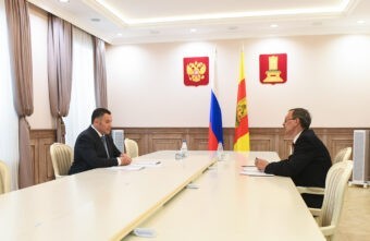 Губернатор Игорь Руденя провел встречу с главой Оленинского округа Олегом Дубовым