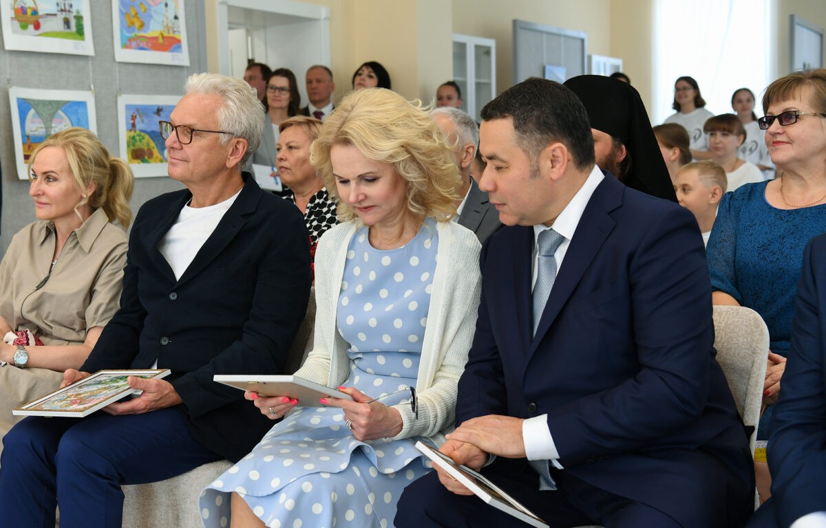 В Старице Тверской области открыли памятник великому русскому поэту Александру Пушкину