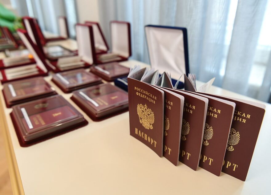 Игорь Руденя в канун Дня России вручил государственные и региональные награды жителям Тверской области