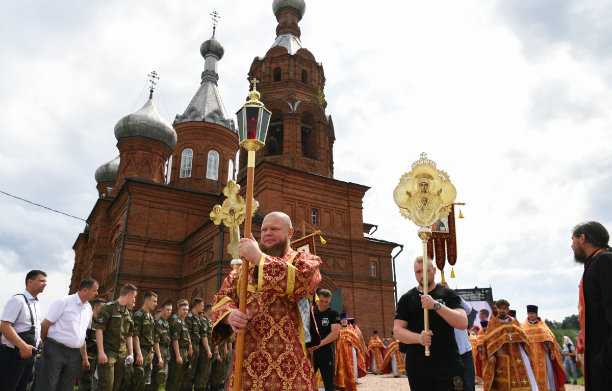На истоке Волги в Тверской области проходит XXV Большой Волжский Крестный ход