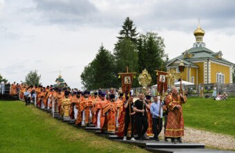 На истоке Волги в Тверской области проходит XXV Большой Волжский Крестный ход На истоке Волги в Тверской области проходит XXV Большой Волжский Крестный ход