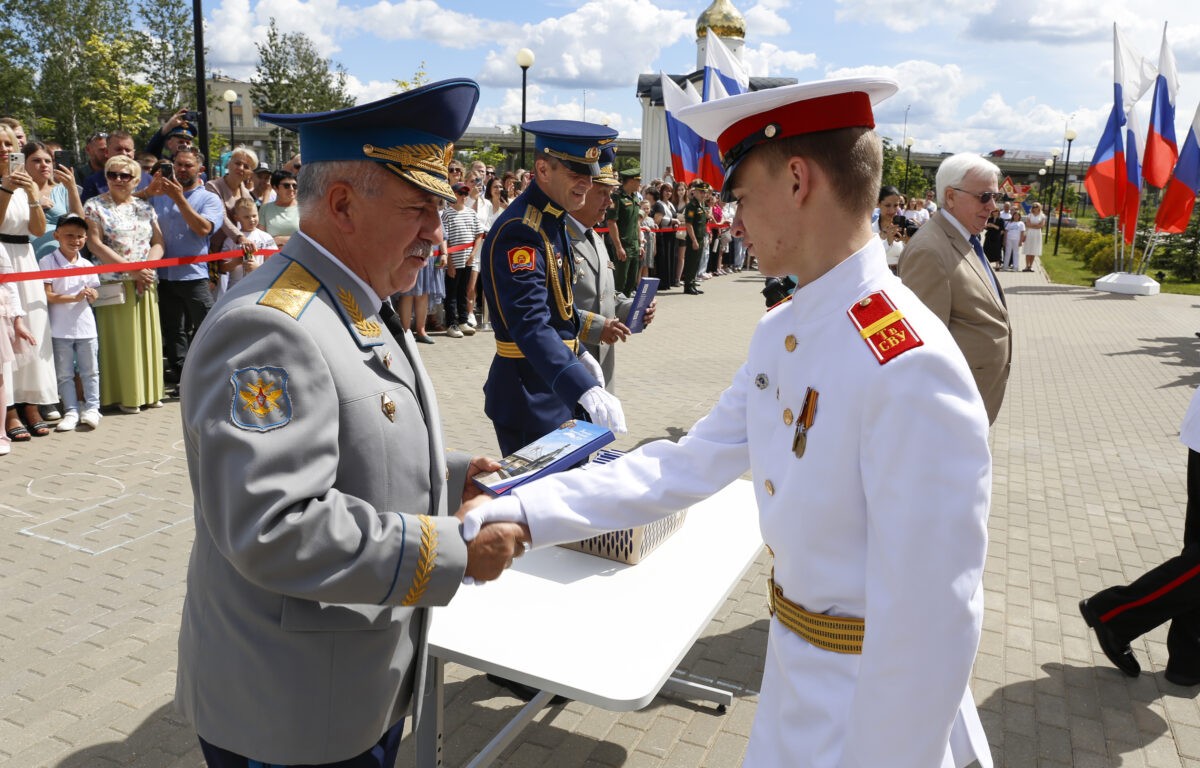 В Тверском суворовском училище состоялся 76-й выпуск воспитанников