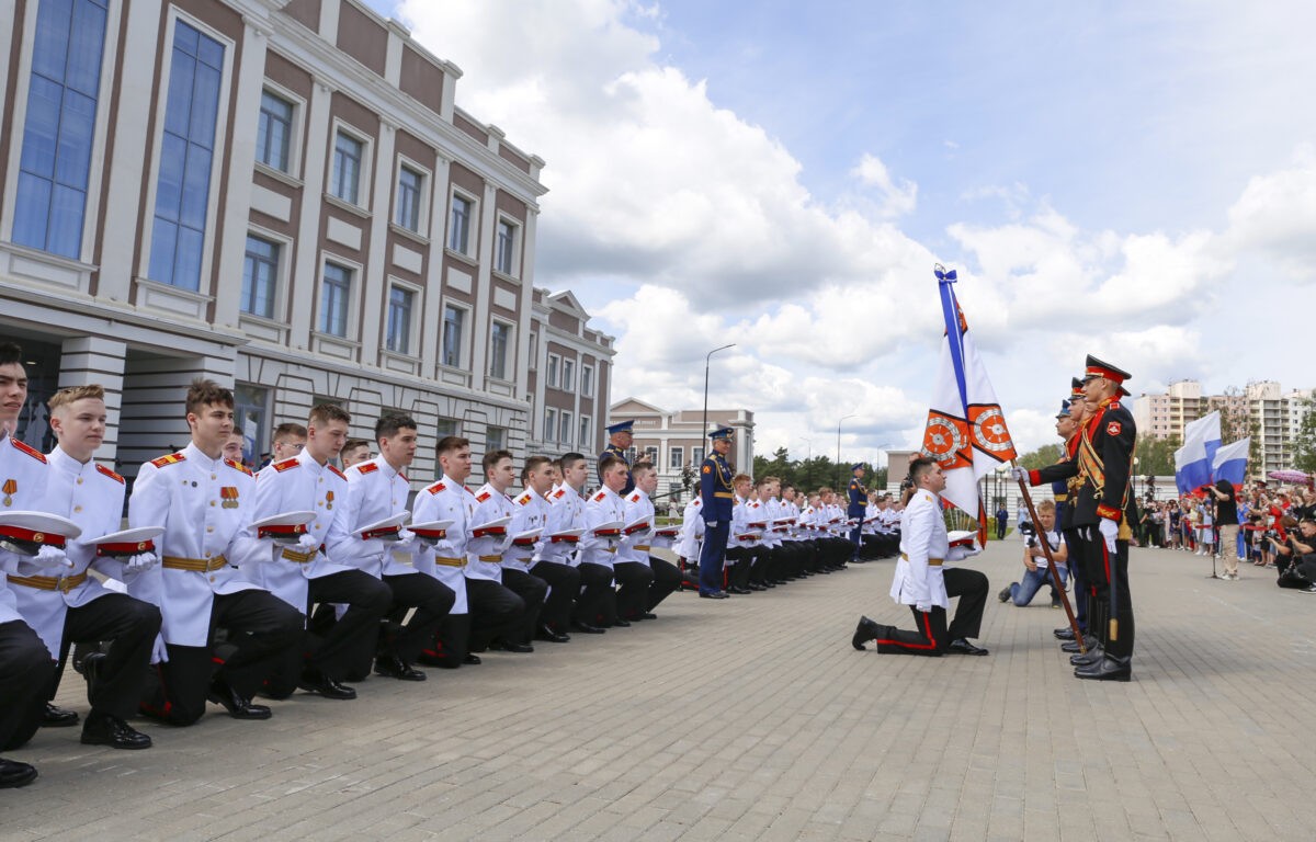 В Тверском суворовском училище состоялся 76-й выпуск воспитанников