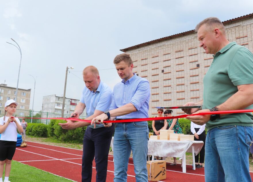 В Торопце перерезали ленту нового стадиона