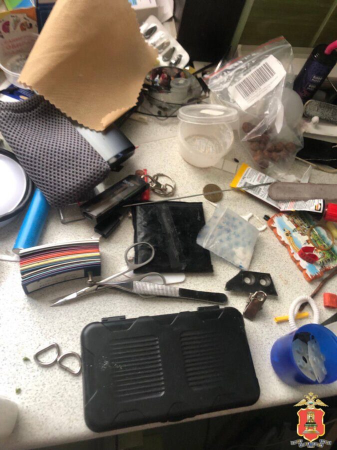 Житель Твери перевозил амфетамин в машине своей подруги