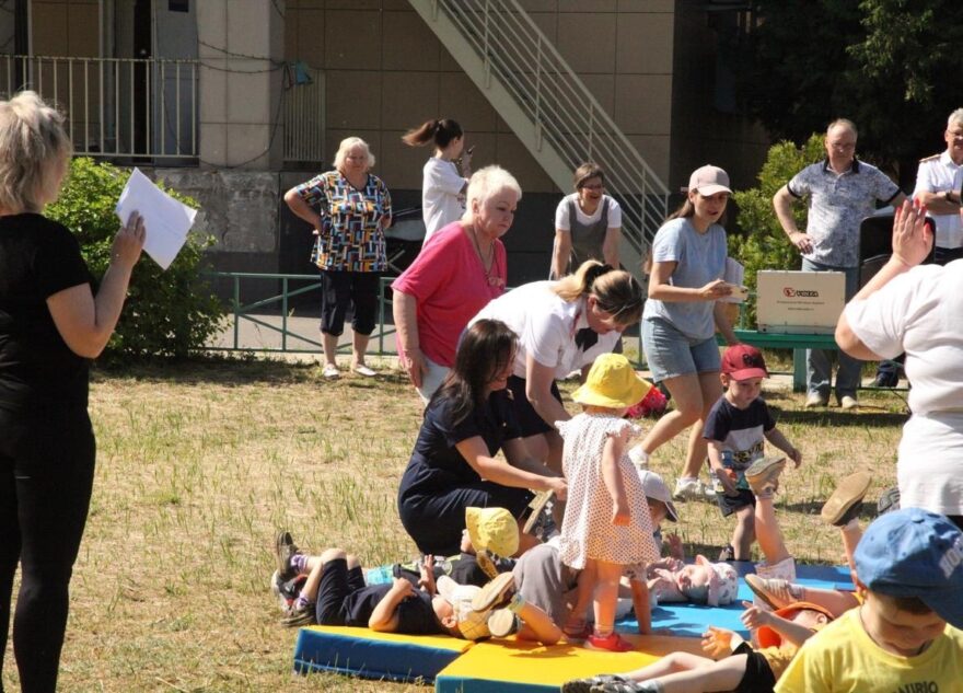 Сотрудники СК Тверской области поздравили с праздником воспитанников дома ребенка «Теремок»