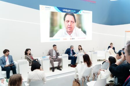 На ПМЭФ-2024 обсудили реконструкцию Морозовского городка в Твери На ПМЭФ-2024 обсудили реконструкцию Морозовского городка в Твери