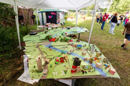 Досуг для взрослых и детей: Почему фестиваль «Рок-ОполЧЕние» решили сделать семейным Досуг для взрослых и детей: Почему фестиваль «Рок-ОполЧЕние» решили сделать семейным