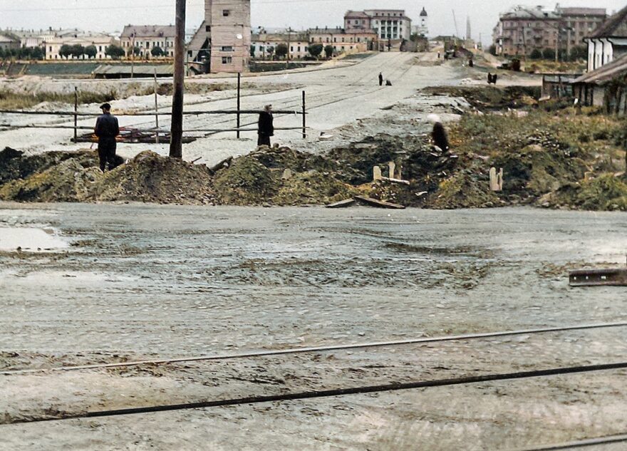 В Твери опубликовали уникальные фотографии строительства Нового моста через Волгу