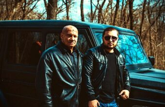 Жителям Твери предлагают стать бандитами и музыкантами в новом телесериале «Сентябрь» Жителям Твери предлагают стать бандитами и музыкантами в новом телесериале «Сентябрь»