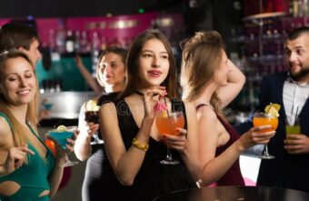 Тверской молодежи предлагают ночью сняться в кино Тверской молодежи предлагают ночью сняться в кино