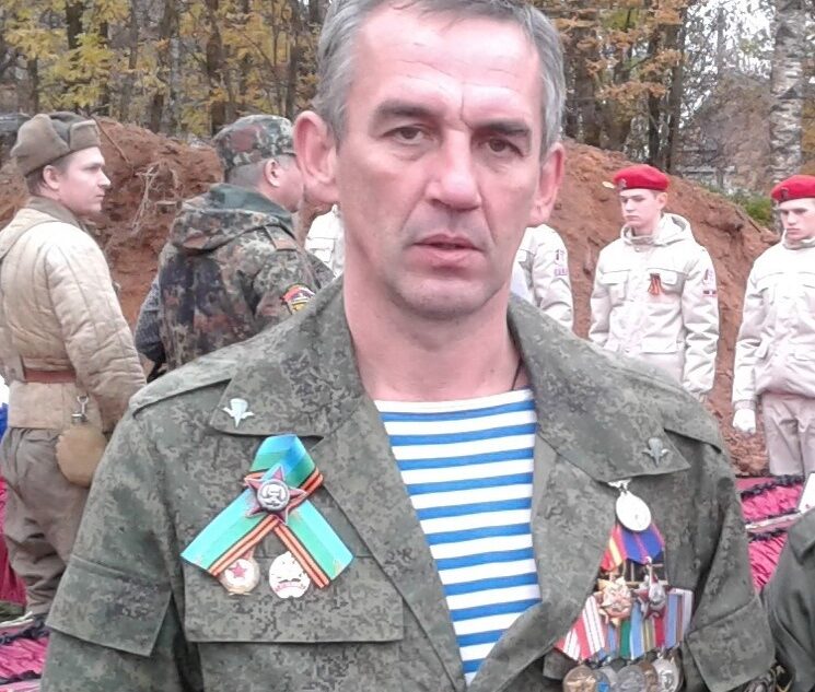Николай Афонин: «Добровольная служба – это лучший способ выразить свою любовь к России» Николай Афонин: «Добровольная служба – это лучший способ выразить свою любовь к России»