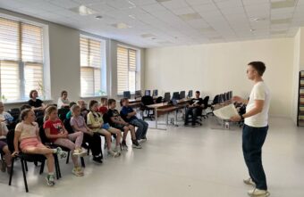 В пришкольных лагерях Твери проходят «Уроки цифры» В пришкольных лагерях Твери проходят «Уроки цифры»