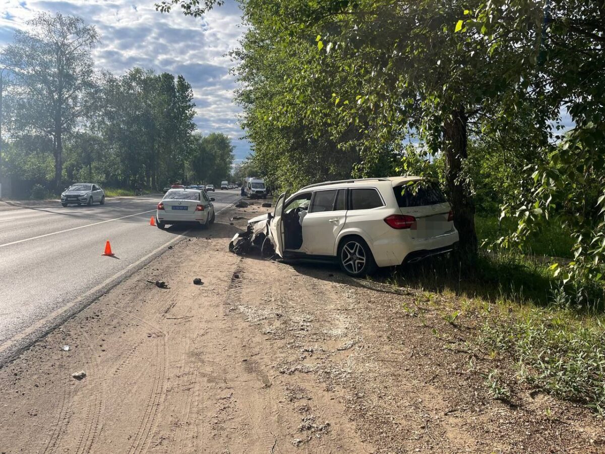 Водитель «Тойоты» получил тяжелые травмы в аварии в Твери