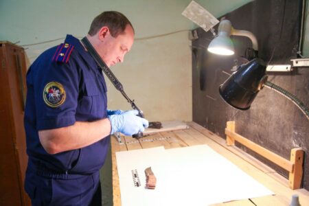 Житель Тверской области во время совместных посиделок убил ножом своего друга